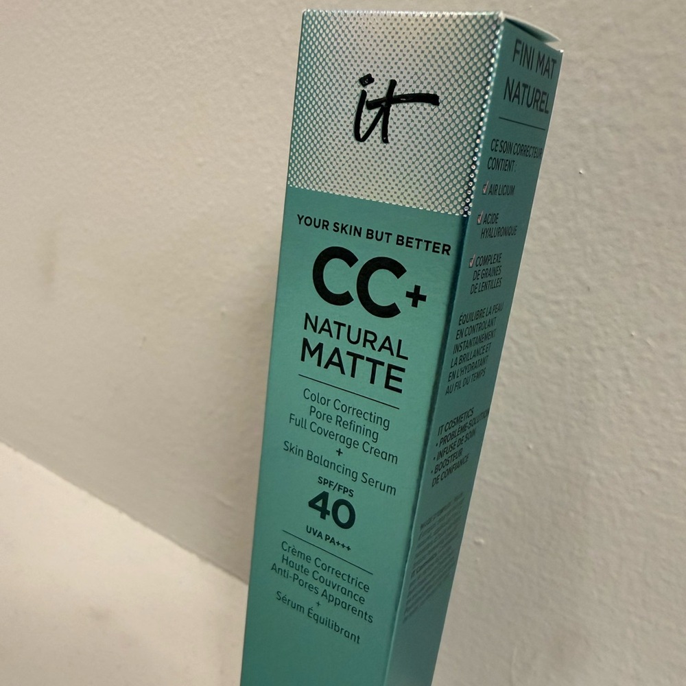 IT Cosmetics CC+ Natural Matte Foundation - Fair Warm

NIB - Picture 2 of 3